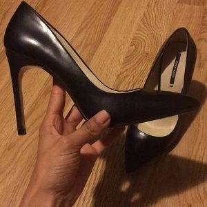 Zara black leather heels/pumps